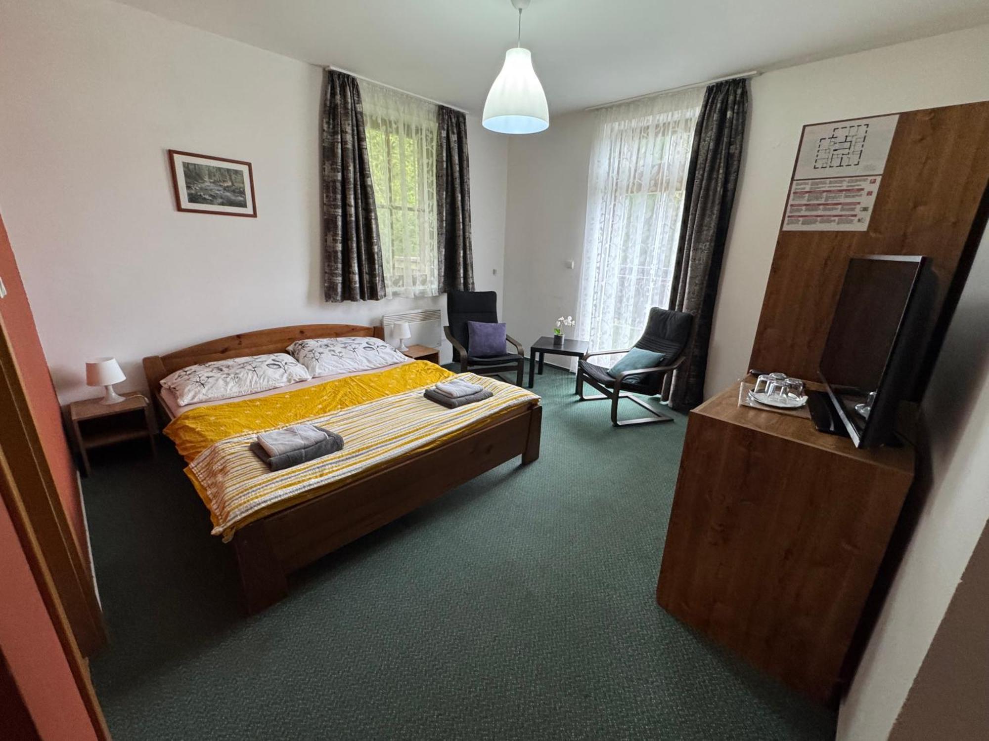 Lucni Dum Hotell Janské Lázně Rom bilde