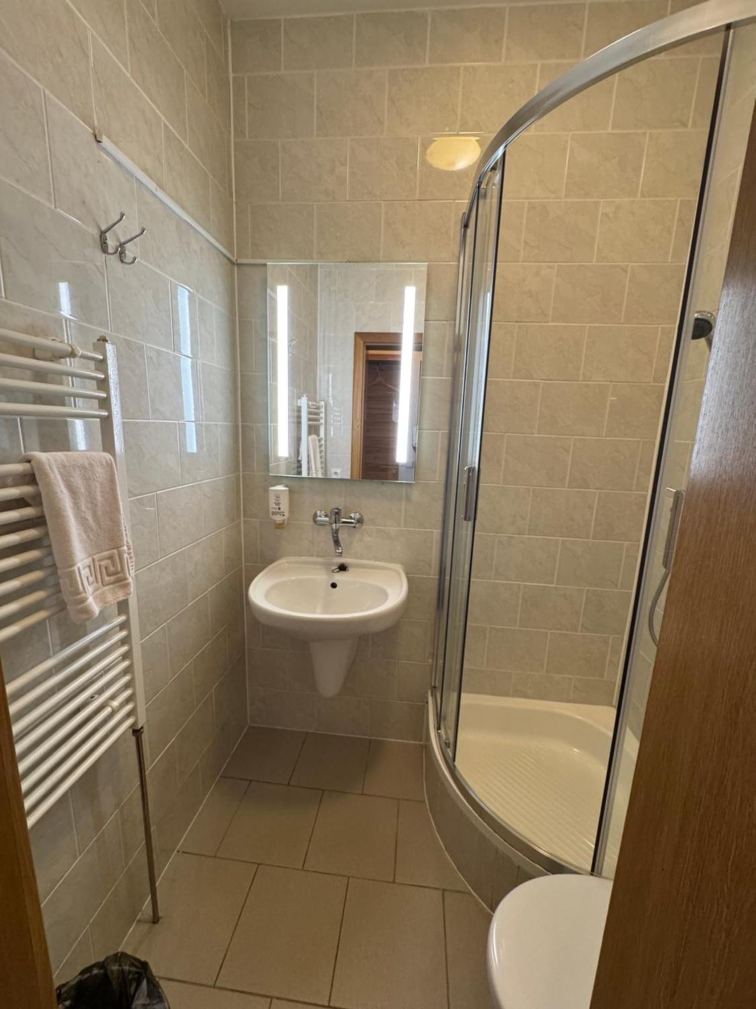 Lucni Dum Hotell Janské Lázně Rom bilde