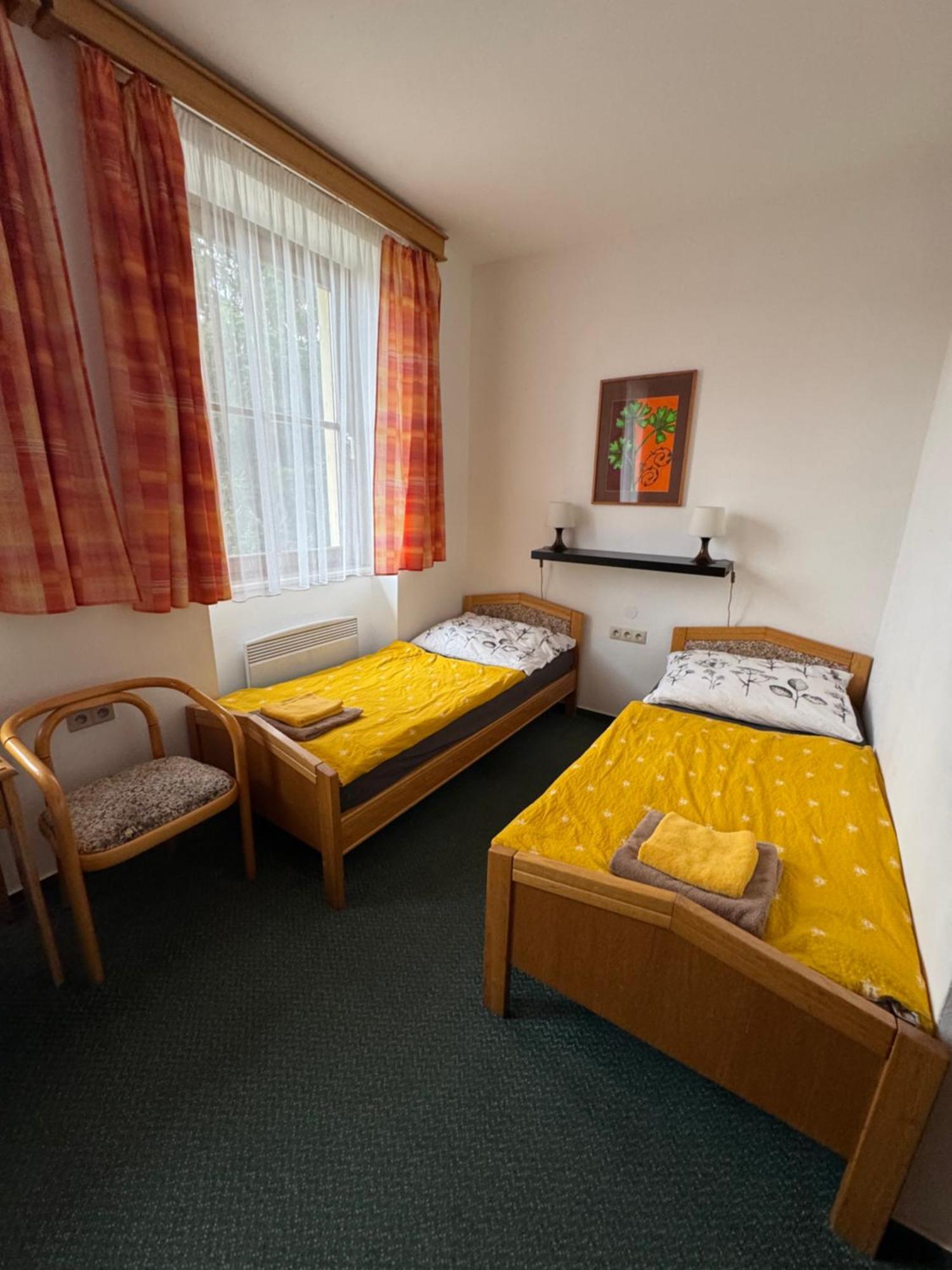 Lucni Dum Hotell Janské Lázně Rom bilde
